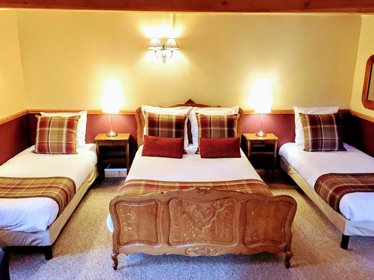 Auzelles Chabanettes Hotel & Spa מראה חיצוני תמונה